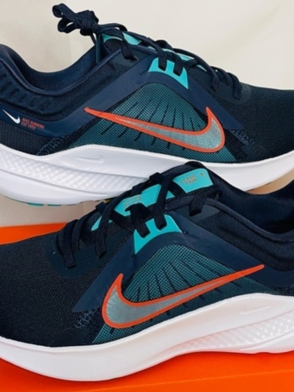 New 9.5W Nike Sneakers - Black with Teal & Orange Accents
